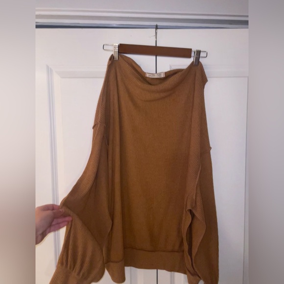 Free People “We The Free” Main Squeeze Hacci Balloon sleeve Knit Top - Picture 3 of 4